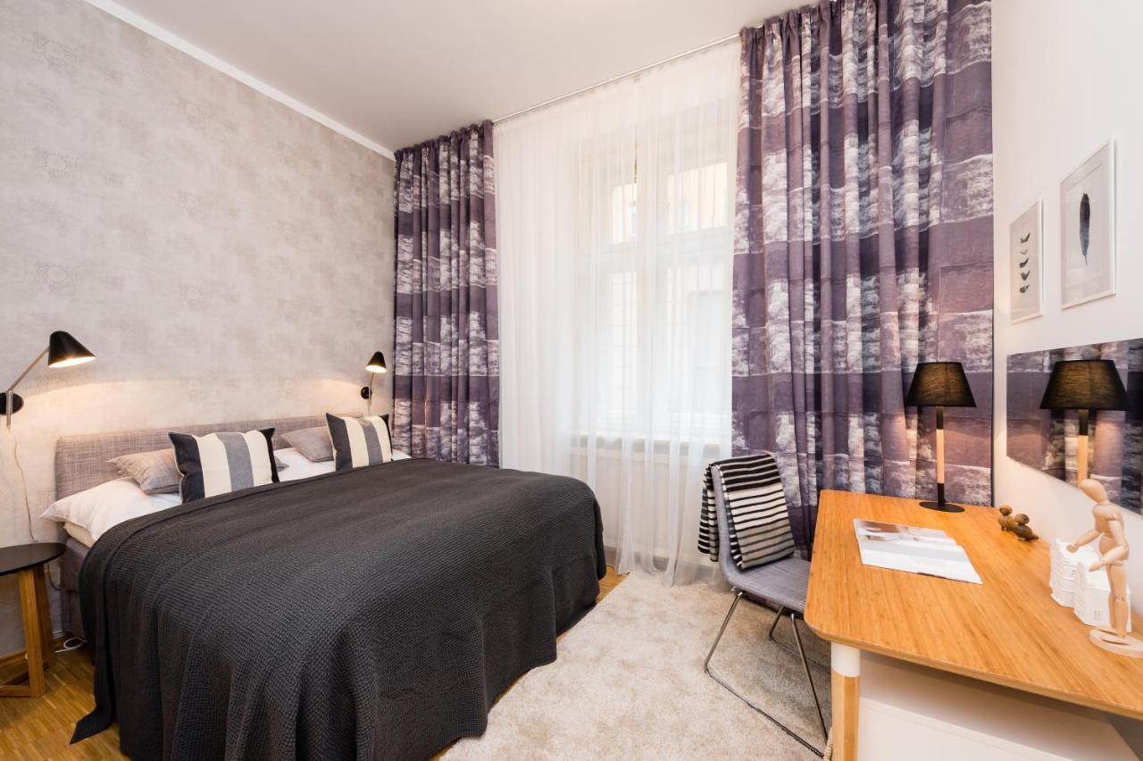 Modern Apartment Charvatova Praha Bagian luar foto